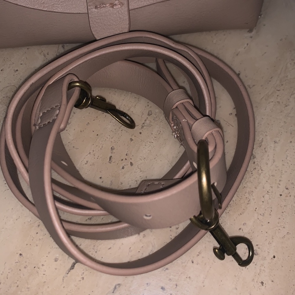 Mini Universal Thread Crossbody Bag - image 7